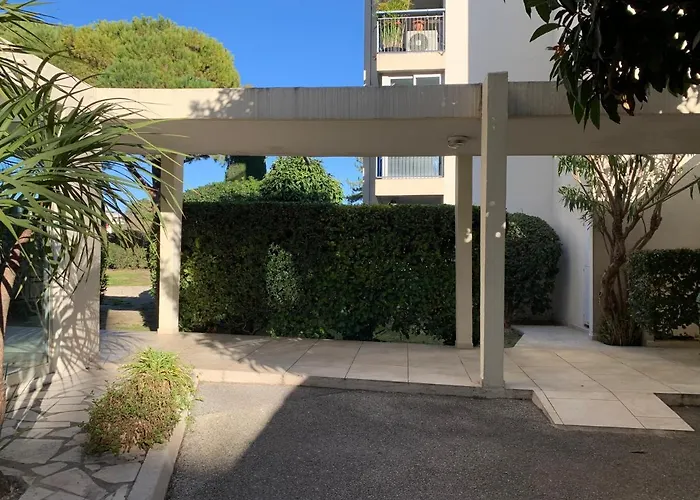 Superbe Studio En Residence Proche De La Mer