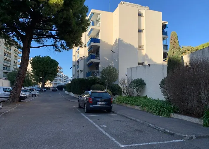 Superbe Studio En Residence Proche De La Mer